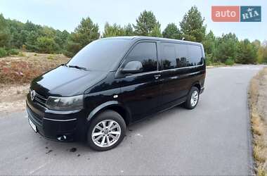 Минивэн Volkswagen Caravelle 2010 в 