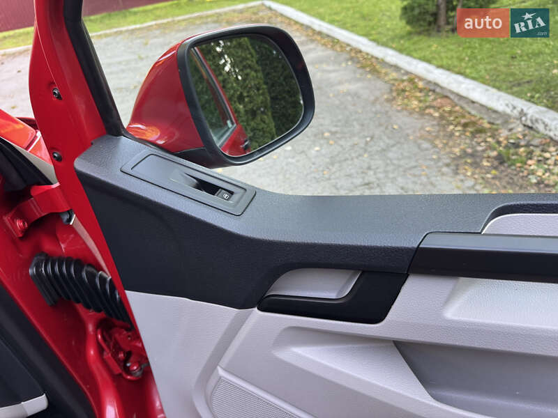 Минивэн Volkswagen Caravelle 2018 в Ровно фото 40 Минивэн Volkswagen Caravelle 2018 в Ровно