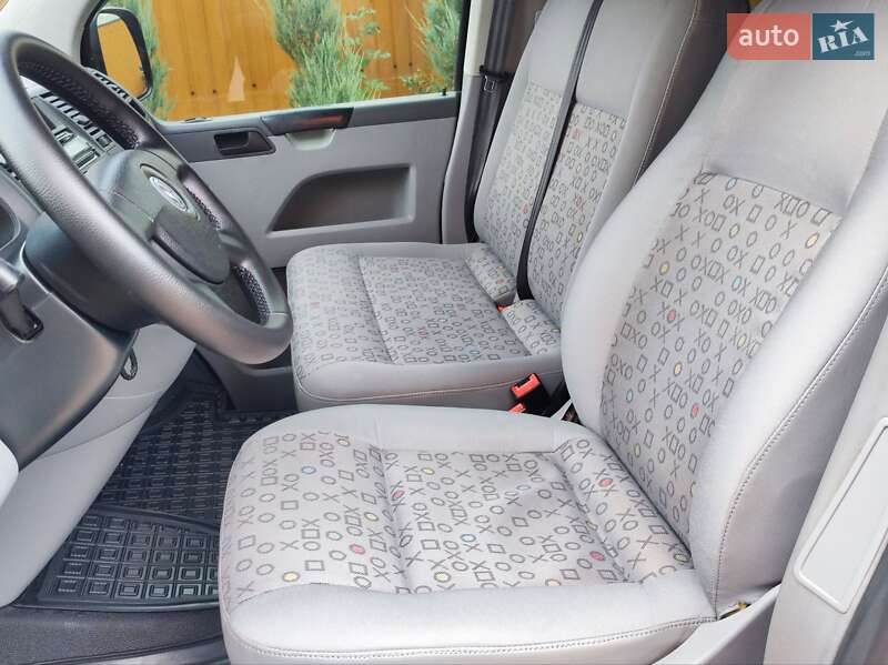 Минивэн Volkswagen Caravelle 2007 в Борисполе фото 25 Минивэн Volkswagen Caravelle 2007 в Борисполе