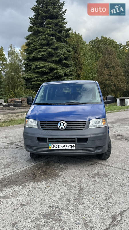 Минивэн Volkswagen Caravelle 2007 в Львове