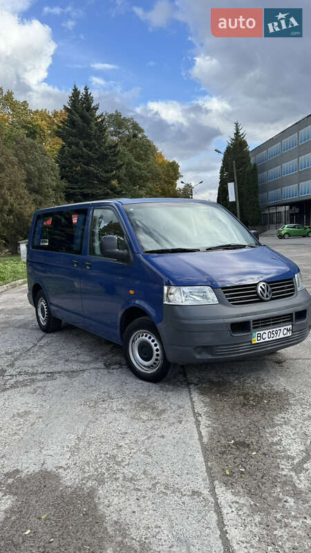 Минивэн Volkswagen Caravelle 2007 в Львове