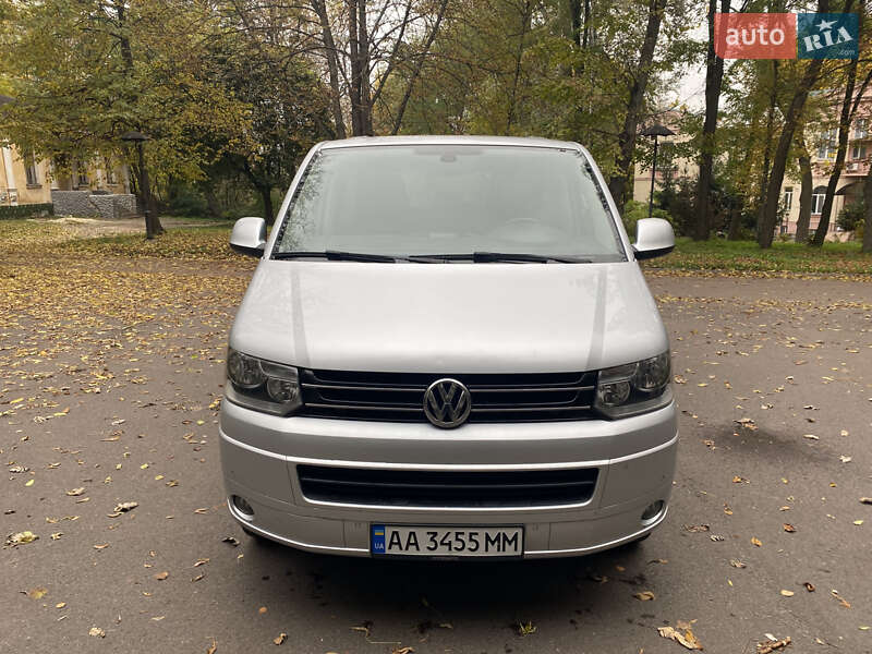 Мінівен Volkswagen Caravelle 2014 в Києві