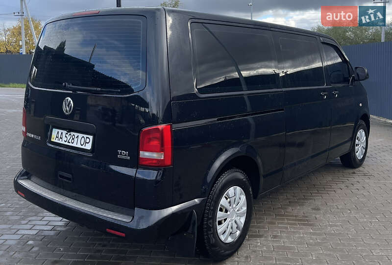 Минивэн Volkswagen Caravelle 2010 в Киеве