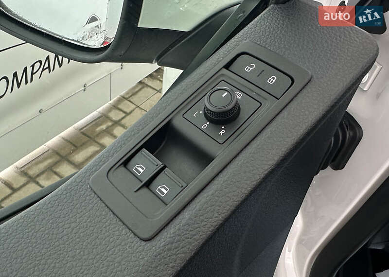 Минивэн Volkswagen Caravelle 2019 в Львове фото 12 Минивэн Volkswagen Caravelle 2019 в Львове