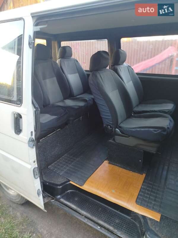 Мінівен Volkswagen Caravelle 2001 в Сарнах фото 4 Мінівен Volkswagen Caravelle 2001 в Сарнах