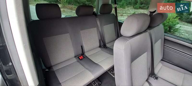 Минивэн Volkswagen Caravelle 2010 в Бородянке