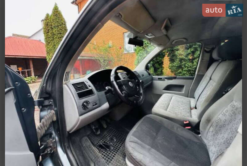 Минивэн Volkswagen Caravelle 2008 в Киеве