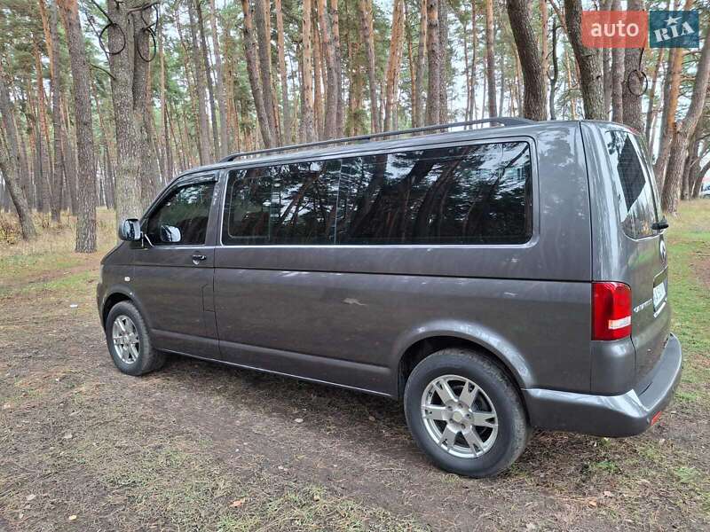 Минивэн Volkswagen Caravelle 2012 в Лебедине