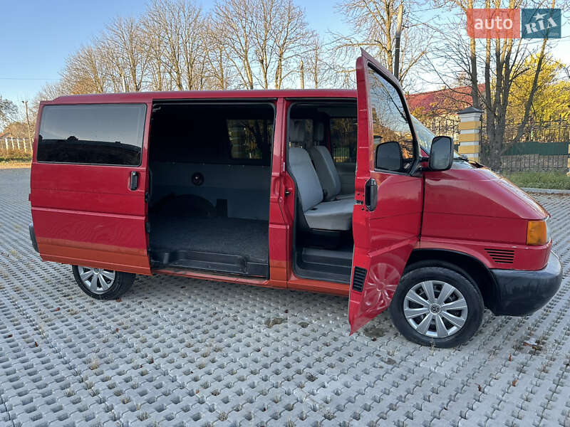 Мінівен Volkswagen Caravelle 1998 в Тульчині