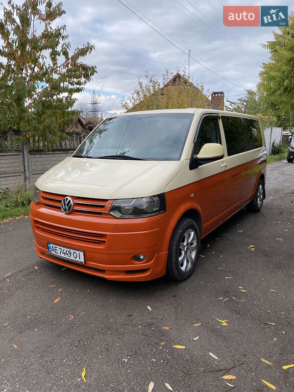 Минивэн Volkswagen Caravelle 2010 в Кривом Роге фото Минивэн Volkswagen Caravelle 2010 в Кривом Роге