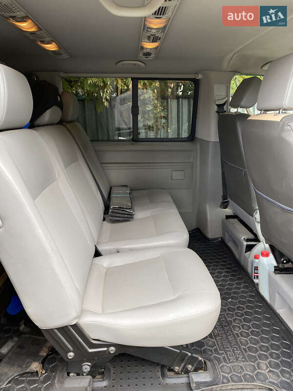 Минивэн Volkswagen Caravelle 2010 в Кривом Роге фото 18 Минивэн Volkswagen Caravelle 2010 в Кривом Роге