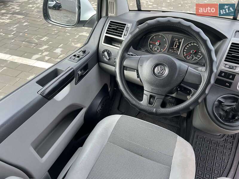 Минивэн Volkswagen Caravelle 2012 в Кременчуге фото 18 Минивэн Volkswagen Caravelle 2012 в Кременчуге