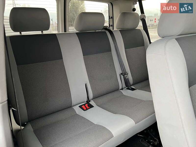 Минивэн Volkswagen Caravelle 2012 в Кременчуге фото 30 Минивэн Volkswagen Caravelle 2012 в Кременчуге
