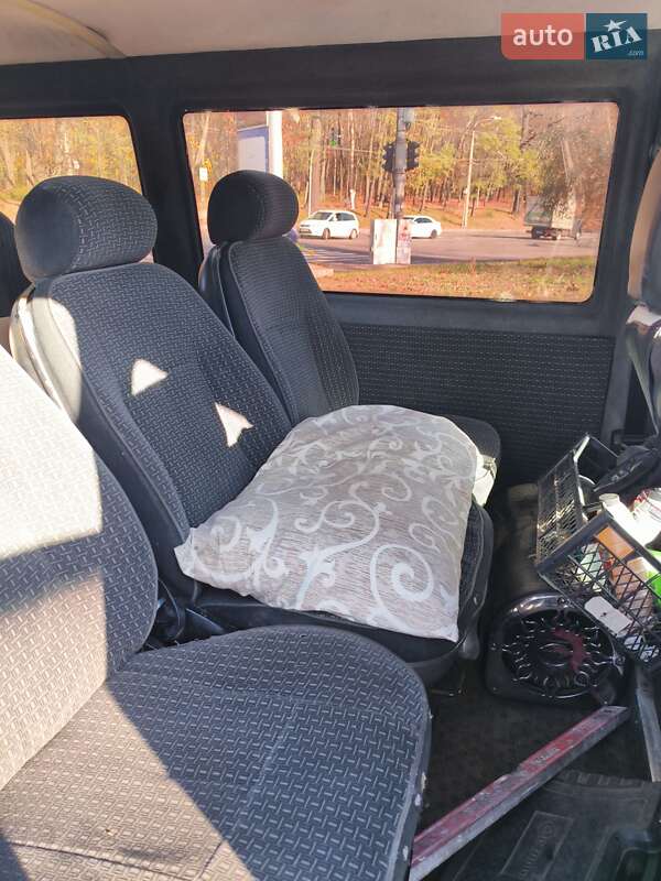 Мінівен Volkswagen Caravelle 1995 в Києві