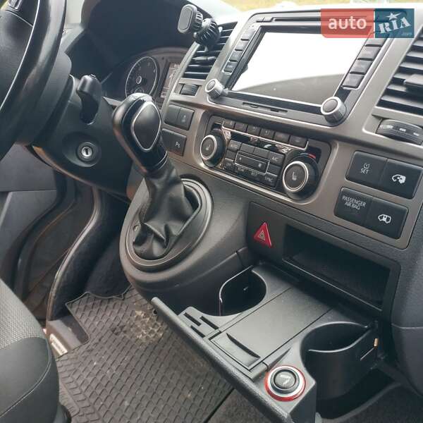 Минивэн Volkswagen Caravelle 2013 в Черновцах фото 3 Минивэн Volkswagen Caravelle 2013 в Черновцах
