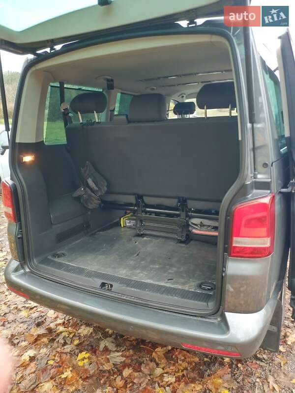 Минивэн Volkswagen Caravelle 2013 в Черновцах фото 10 Минивэн Volkswagen Caravelle 2013 в Черновцах