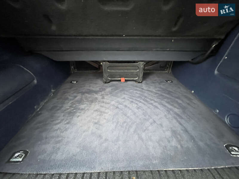 Минивэн Volkswagen Caravelle 2000 в Староконстантинове