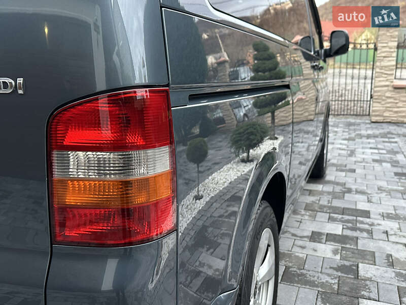 Минивэн Volkswagen Caravelle 2009 в Виноградове