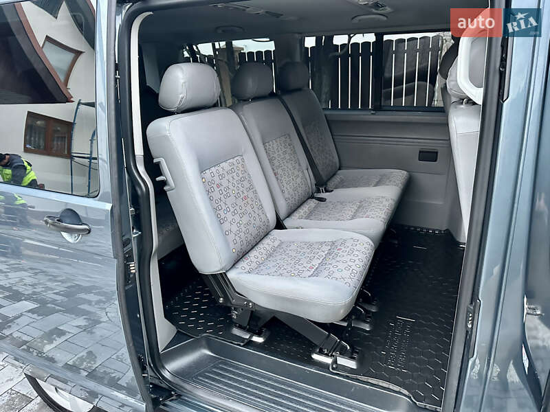 Минивэн Volkswagen Caravelle 2009 в Виноградове