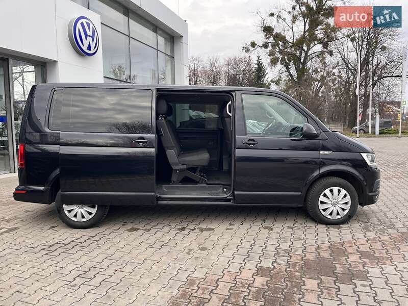 Мінівен Volkswagen Caravelle 2016 в Житомирі