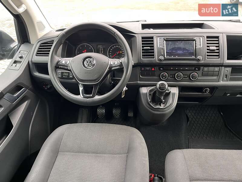 Мінівен Volkswagen Caravelle 2016 в Житомирі