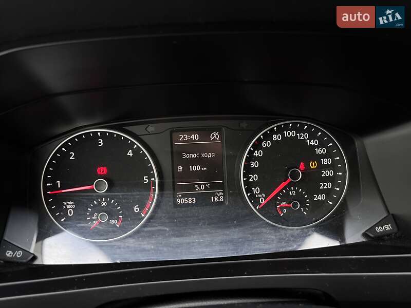 Мінівен Volkswagen Caravelle 2016 в Житомирі