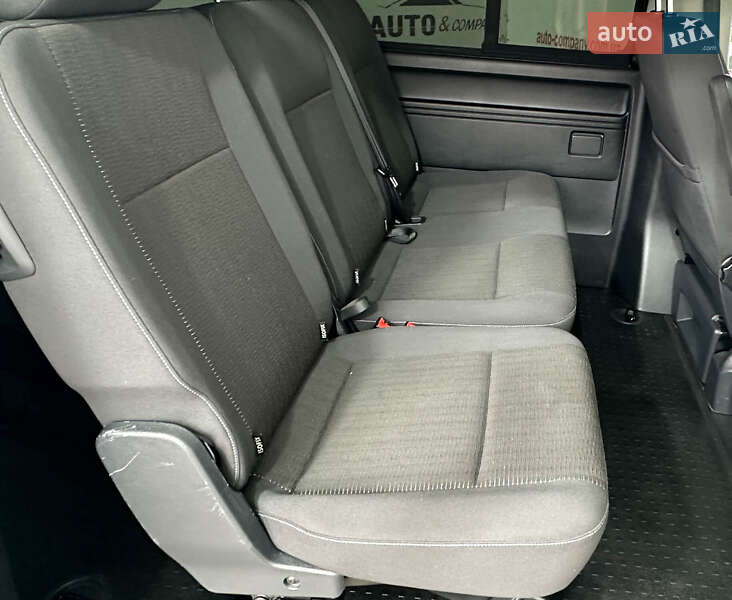 Мінівен Volkswagen Caravelle 2019 в Львові