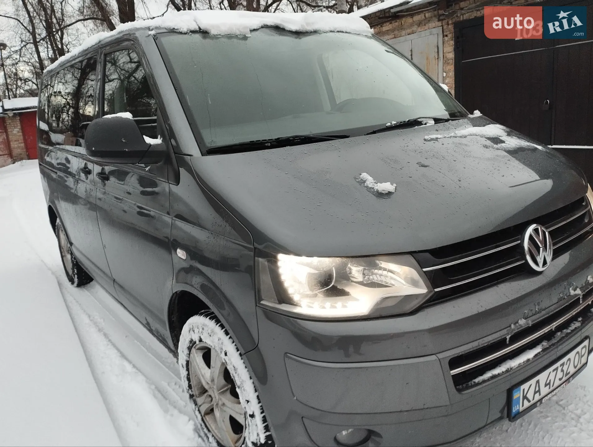 2011 Volkswagen Caravelle - мініатюра 2
