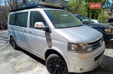 Минивэн Volkswagen Caravelle 2012 в Киеве