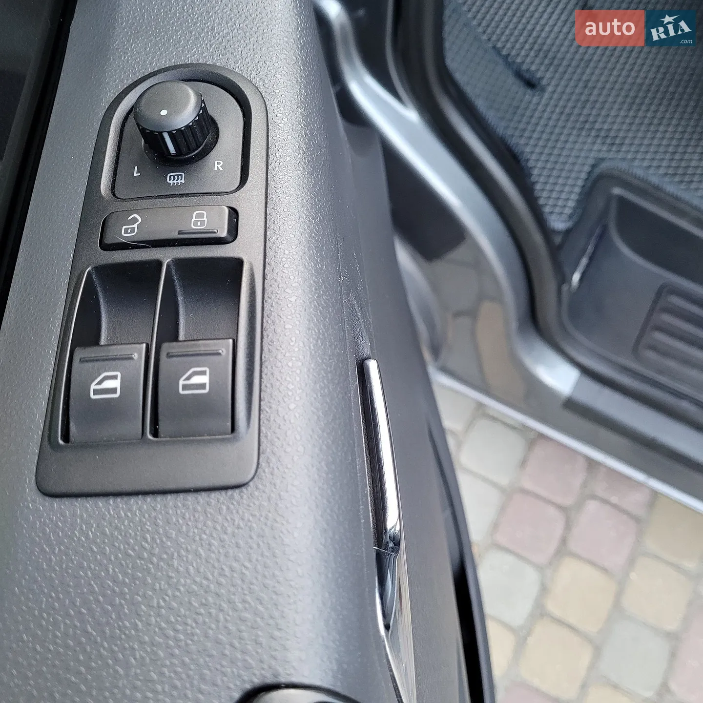 2013 Volkswagen Caravelle - мініатюра 35
