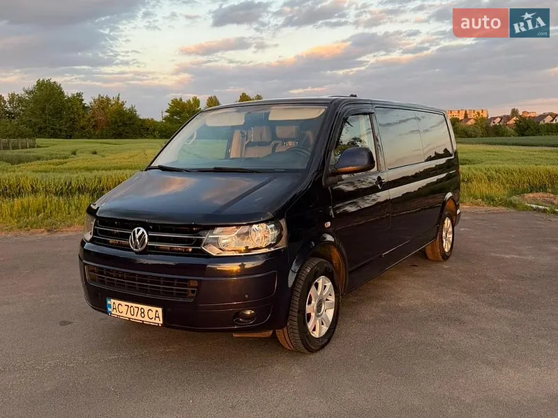 Volkswagen Caravelle 2015