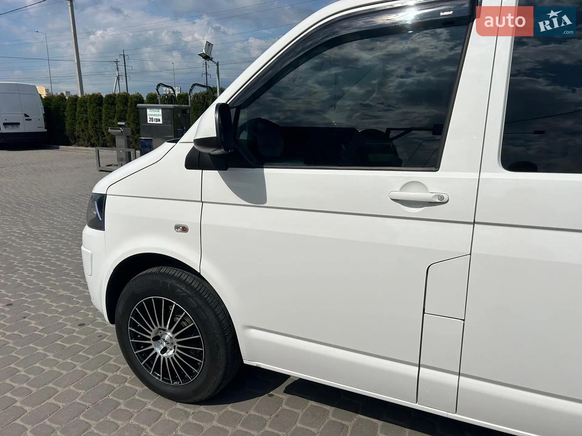 2015 Volkswagen Caravelle - мініатюра 10