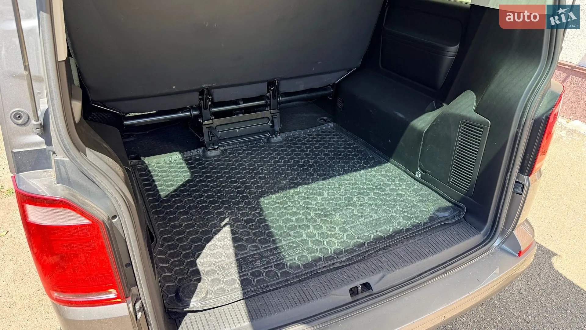 2016 Volkswagen Caravelle - мініатюра 19