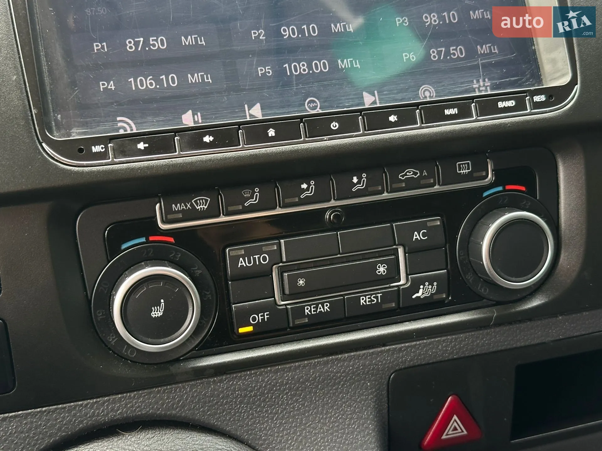 2010 Volkswagen Caravelle - мініатюра 24