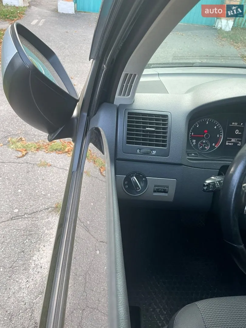2011 Volkswagen Caravelle - мініатюра 17