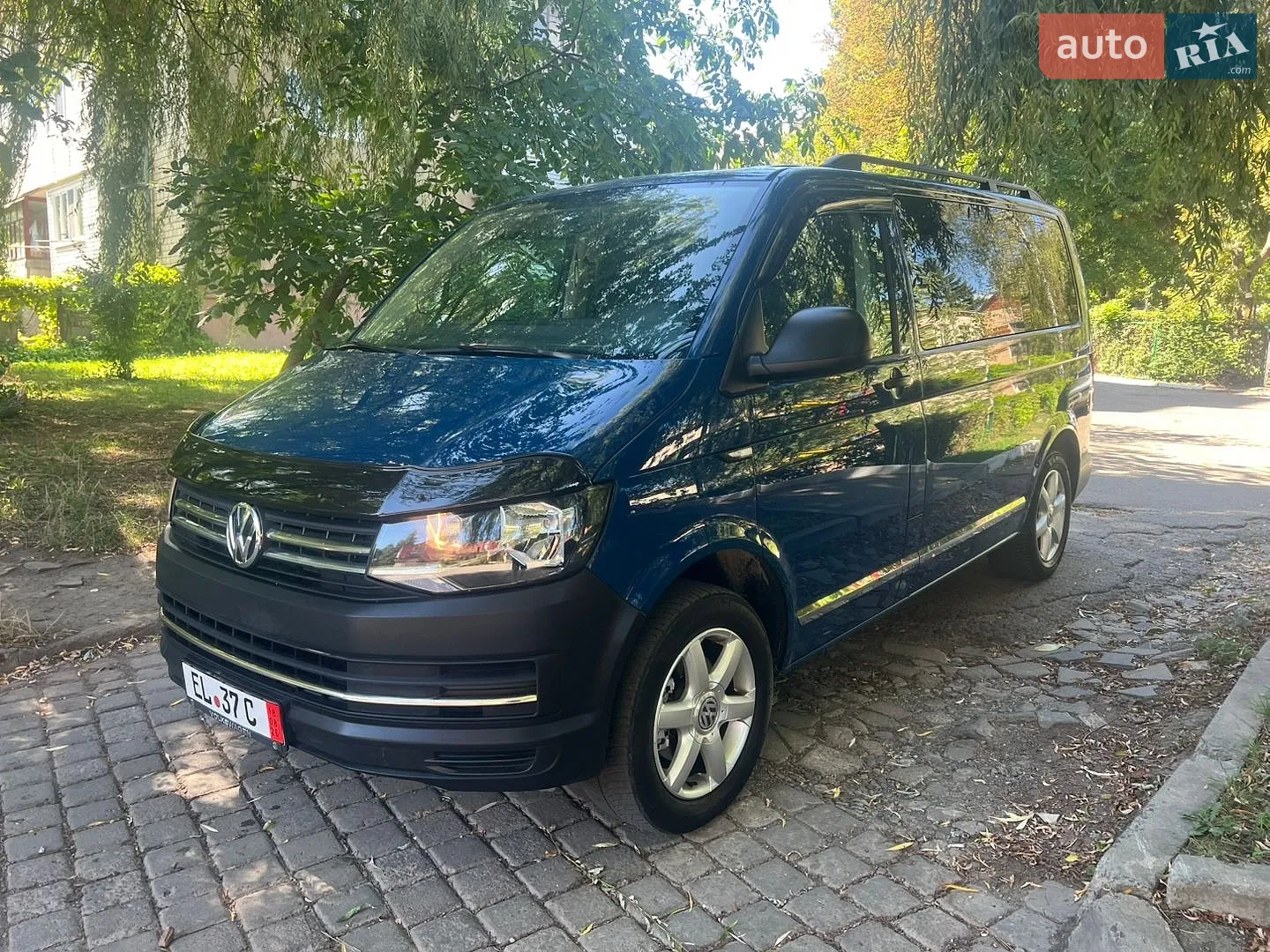 2017 Volkswagen Caravelle - фото 1