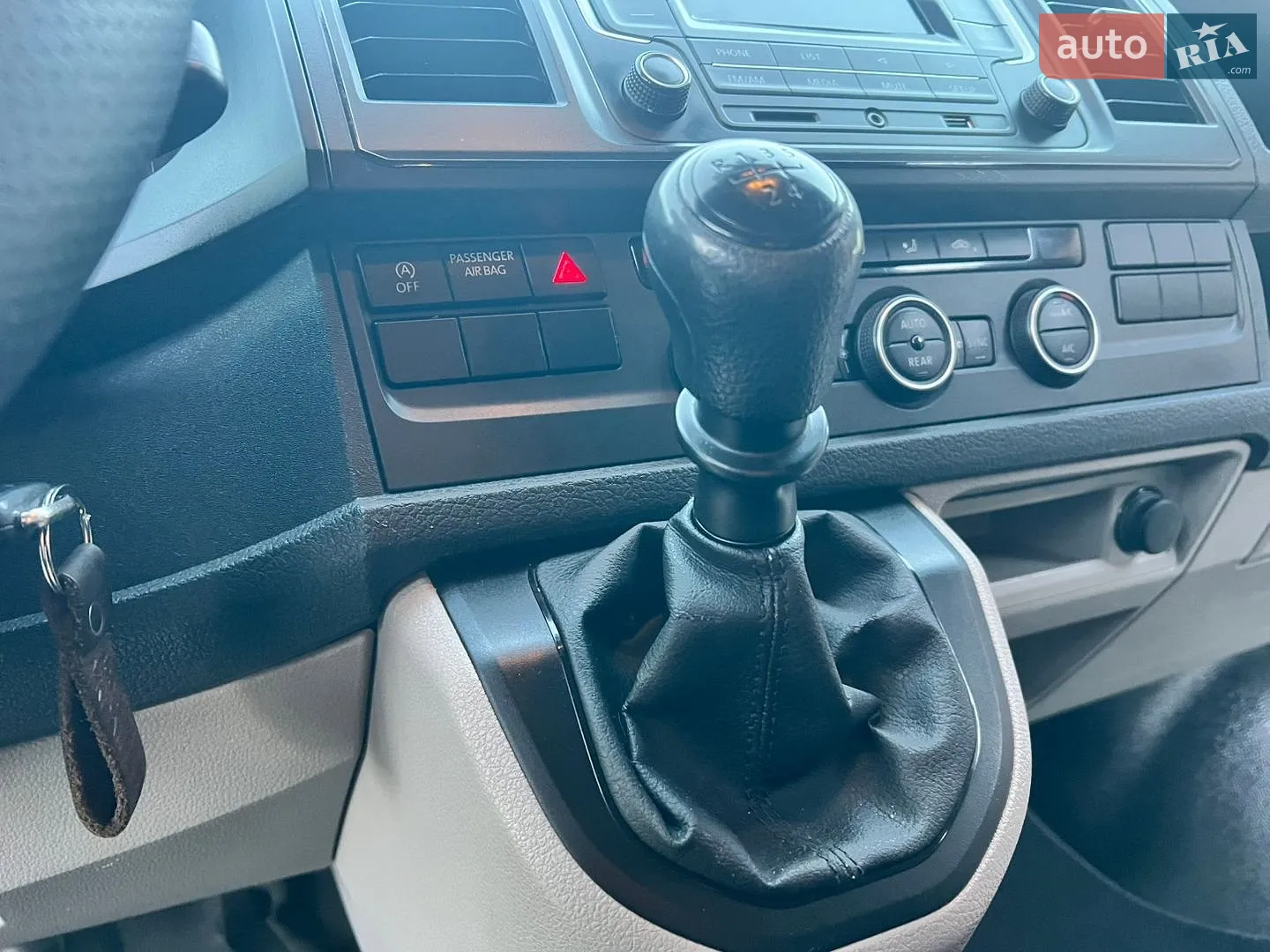 2017 Volkswagen Caravelle - мініатюра 49
