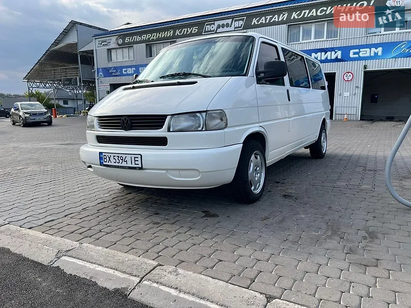 Volkswagen Caravelle