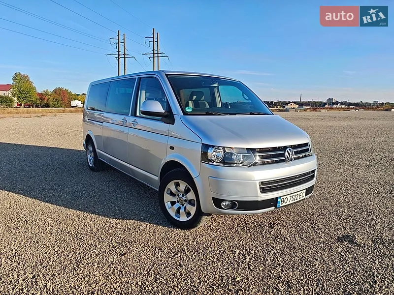 Volkswagen Caravelle 2010
