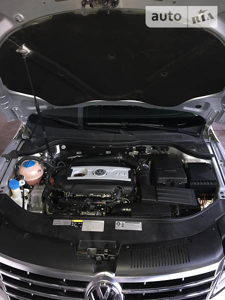 Седан Volkswagen CC / Passat CC 2013 в Дніпрі