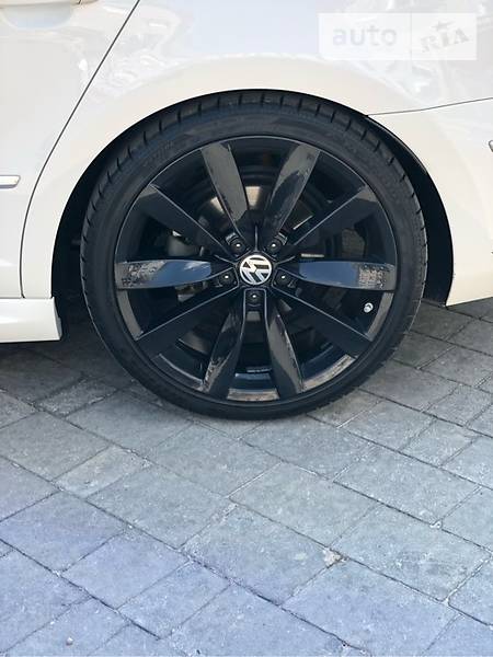 Седан Volkswagen CC / Passat CC 2011 в Львові