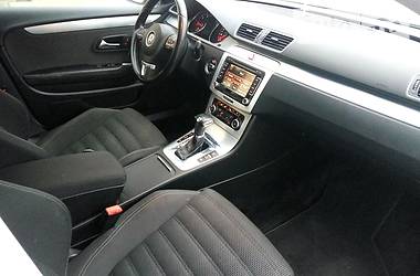 Седан Volkswagen CC / Passat CC 2011 в Львове