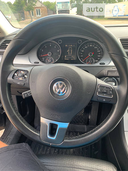 Седан Volkswagen CC / Passat CC 2012 в Звягелі