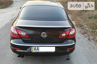 Купе Volkswagen CC / Passat CC 2011 в 