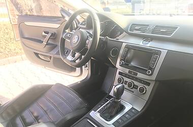 Седан Volkswagen CC / Passat CC 2013 в Львове