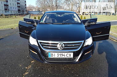 Седан Volkswagen CC / Passat CC 2010 в Хоролі