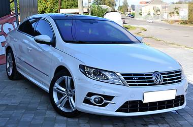 Седан Volkswagen CC / Passat CC 2014 в 