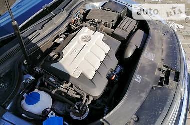 Седан Volkswagen CC / Passat CC 2009 в 