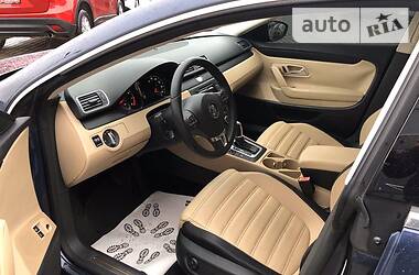 Седан Volkswagen CC / Passat CC 2013 в 