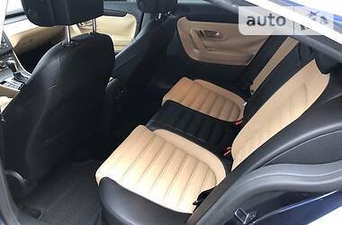 Седан Volkswagen CC / Passat CC 2013 в 